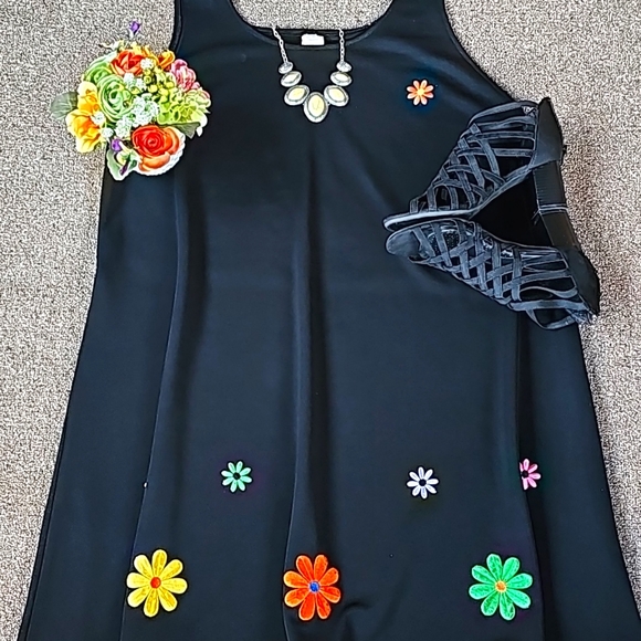 Source Unknown Dresses & Skirts - Dress 🪻🌸